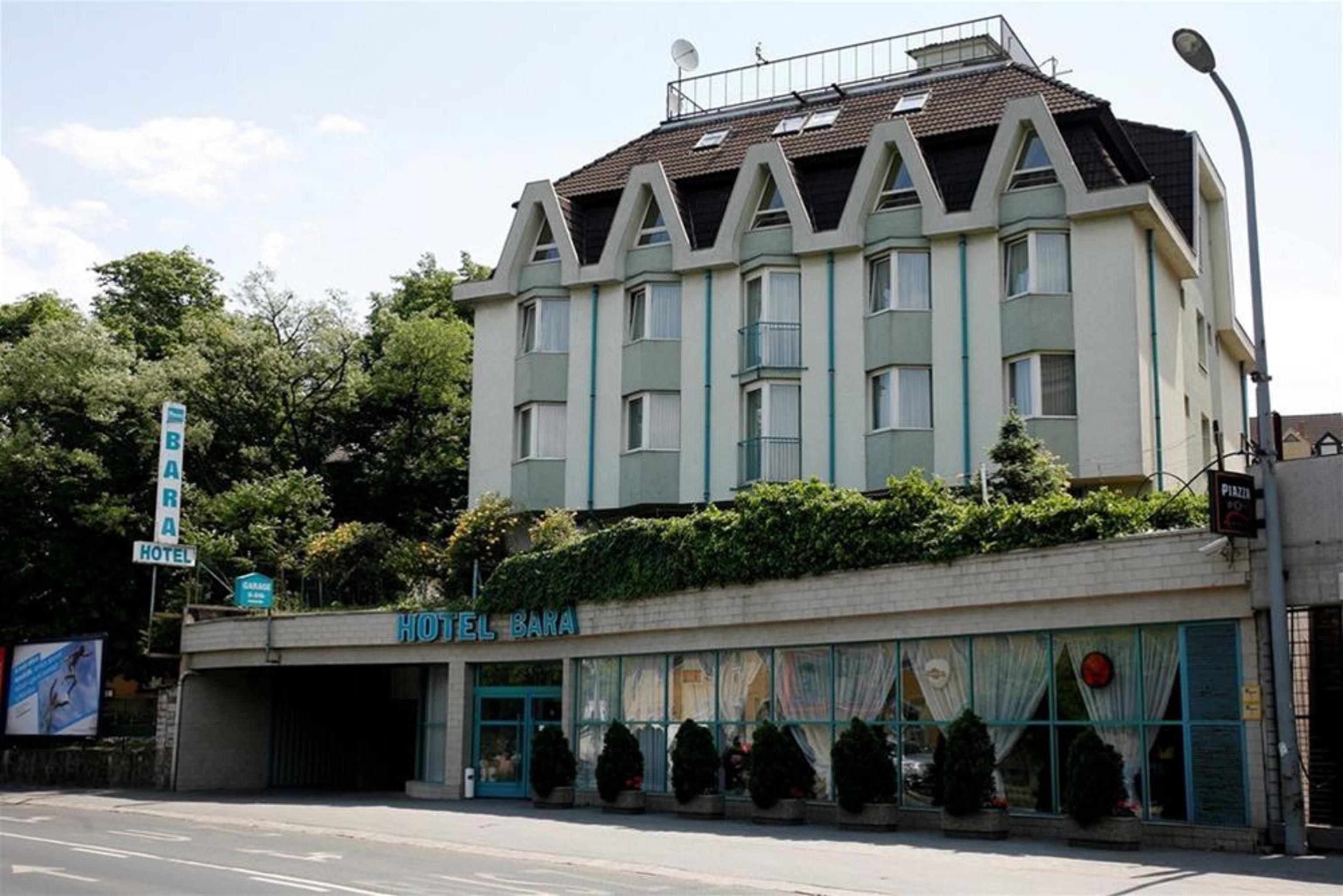 Hotel Bara Boedapest Buitenkant foto